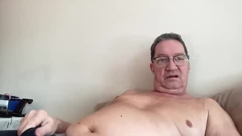 gwashere4u online show from December 30, 5:23 pm