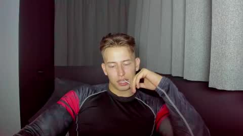 Oliver online show from September 16, 7:04 pm