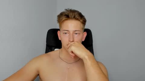 Oliver online show from September 30, 1:03 pm