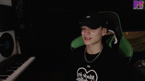 Gymbro42 online show from July 29, 1:59 am