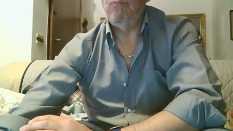 gyrdy online show from January 1, 5:00 pm