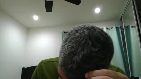 h0nest84 online show from March 2, 1:37 am