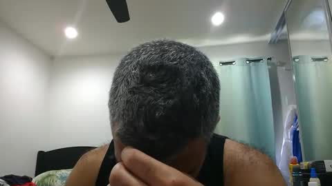 h0nest84 online show from October 4, 5:40 pm