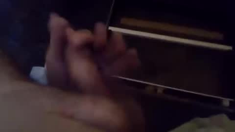 Snapshot of h_rd333 chatting on October 27, 7:32 am h_rd333 online show from October 27, 7:32 am