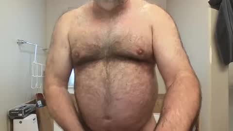 hairydaddreams online show from December 3, 8:26 pm