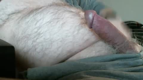 Snapshot of hairydude962 chatting on January 7, 4:20 am hairydude962 online show from January 7, 4:20 am