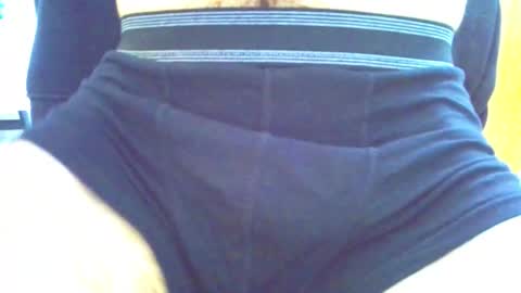 Snapshot of hairyhornytwinkk chatting on October 3, 9:14 am HairyHornyTwinkk online show from October 3, 9:14 am