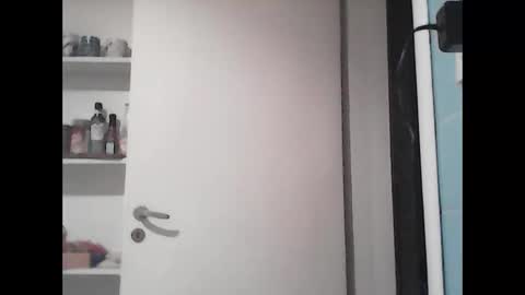 halfblood18 online show from January 8, 1:53 am