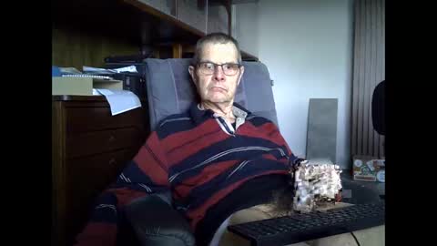 Prefer men 80 online show from January 9, 10:20 am