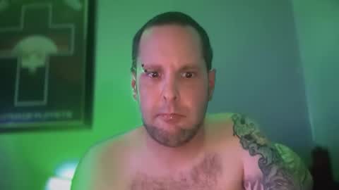 Snapshot of hand_banana_420 chatting on September 15, 1:30 am hand_banana_420 online show from September 15, 1:30 am