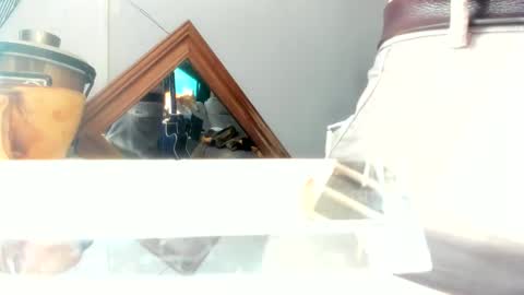 handncocknocum online show from January 30, 10:08 am