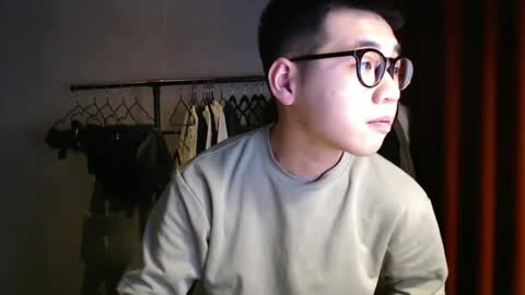 handsome_mannn online show from January 2, 6:56 pm