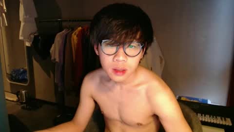 handsome_mannn online show from May 31, 6:53 pm