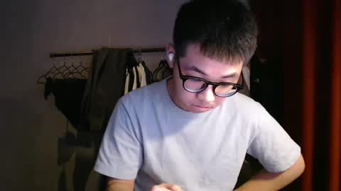 handsome_mannn online show from January 4, 3:18 am