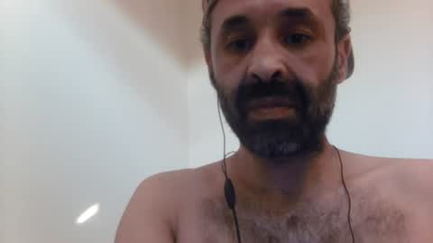 handsomepenis20cm online show from August 4, 6:12 pm