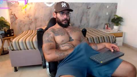 hanz_col online show from March 23, 12:27 am