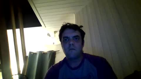 happylarlcamper online show from April 12, 11:05 pm