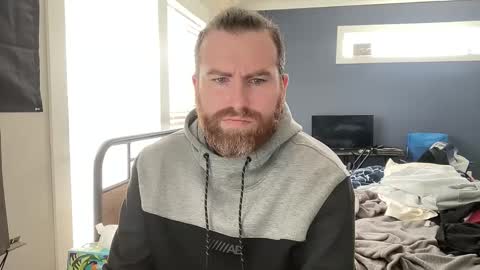 Zach online show from February 26, 5:17 pm