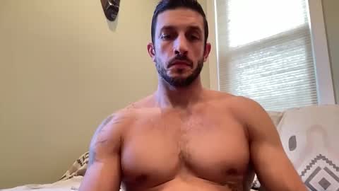 hard_runner_ online show from November 6, 4:21 pm