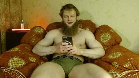 Snapshot of hardandripped chatting on September 30, 9:18 pm Valentino Hard online show from September 30, 9:18 pm