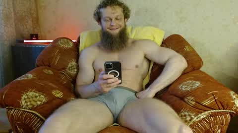 Valentino Hard online show from November 26, 7:00 am