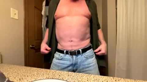 hardchicagoforzya online show from January 10, 8:18 am