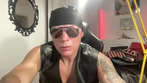 MATTSTEEL - ITALIAN STALLION online show from January 26, 12:05 am