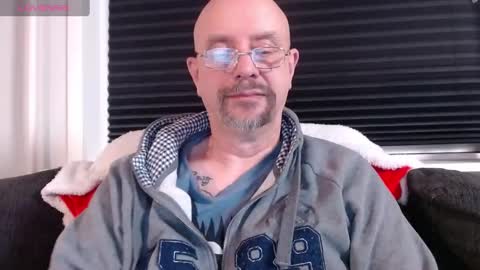 MrLazy online show from January 4, 10:55 pm