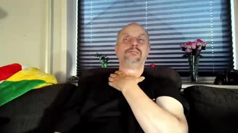 MrLazy online show from June 3, 6:35 pm