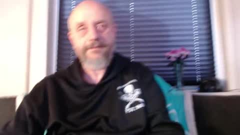 MrLazy online show from February 6, 3:31 pm