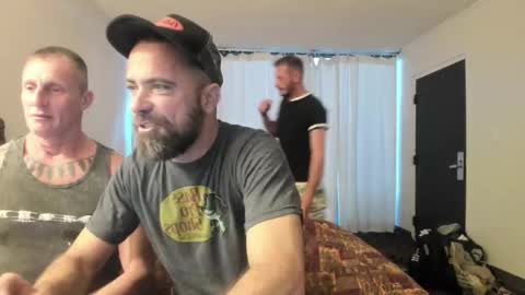 hardworkertn online show from November 30, 12:56 am