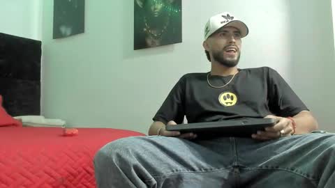 harold_999 online show from October 4, 12:16 am