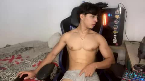 harry_p01 online show from February 6, 4:58 pm