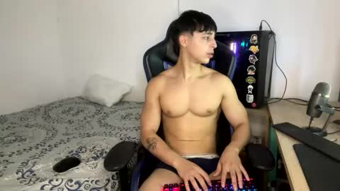 harry_p01 online show from December 9, 3:12 pm