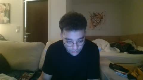 hash420 online show from October 26, 9:28 pm