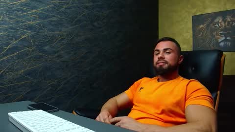 HayesWood online show from November 8, 7:33 am