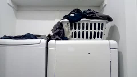 hdrsh08 online show from April 30, 7:10 pm