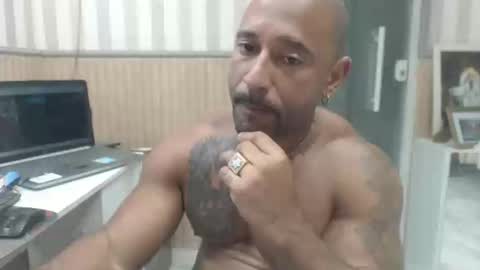 hebertgomes online show from October 25, 7:15 pm