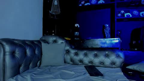 heellboy_ online show from December 2, 2:36 am