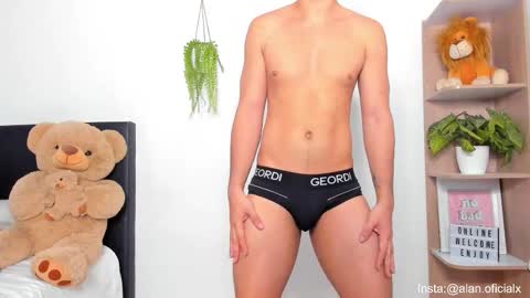 alan y zack online show from February 22, 3:02 pm