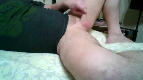 Snapshot of helloitsme969 chatting on February 27, 9:04 pm helloitsme969 online show from February 27, 9:04 pm