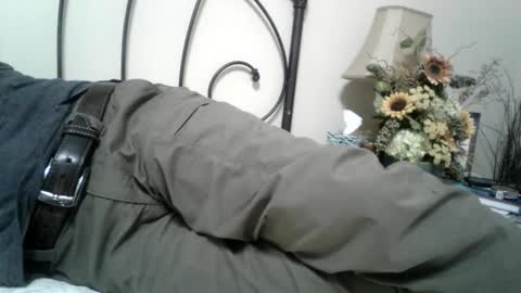 Snapshot of helloitsme969 chatting on March 4, 8:05 pm helloitsme969 online show from March 4, 8:05 pm