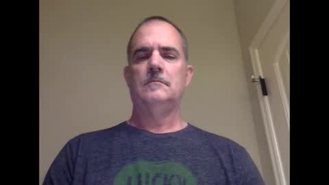 Snapshot of helloitsme969 chatting on October 27, 4:09 pm helloitsme969 online show from October 27, 4:09 pm