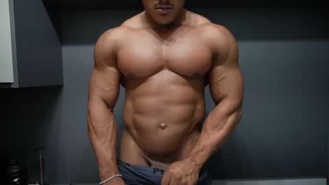 Henri online show from February 5, 10:28 pm