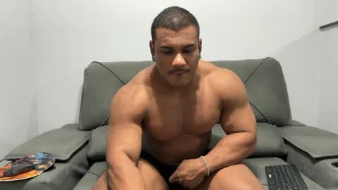 Henri online show from February 23, 9:58 pm