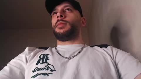 HenryAxe online show from May 23, 4:56 pm