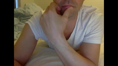 Henryhipster  sub  spank useme new Europe Twink kiss first fit kinky naughty online show from December 19, 9:28 am