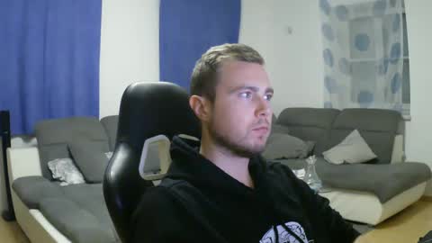 John Pearl online show from February 27, 10:20 pm