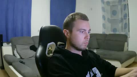 John Pearl online show from February 22, 9:42 pm