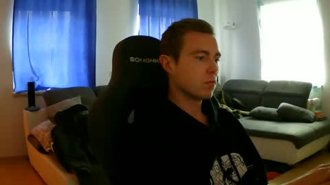 John Pearl online show from March 25, 3:49 pm